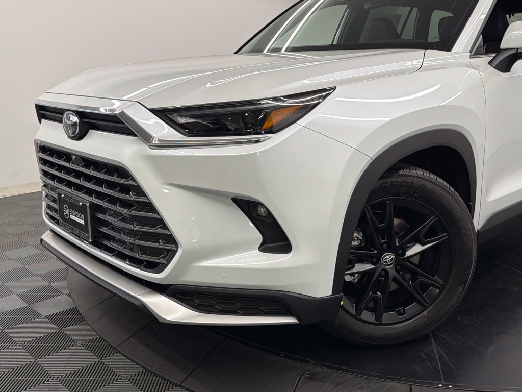 New 2026 Toyota Grand Highlander AWD Hybrid image 3