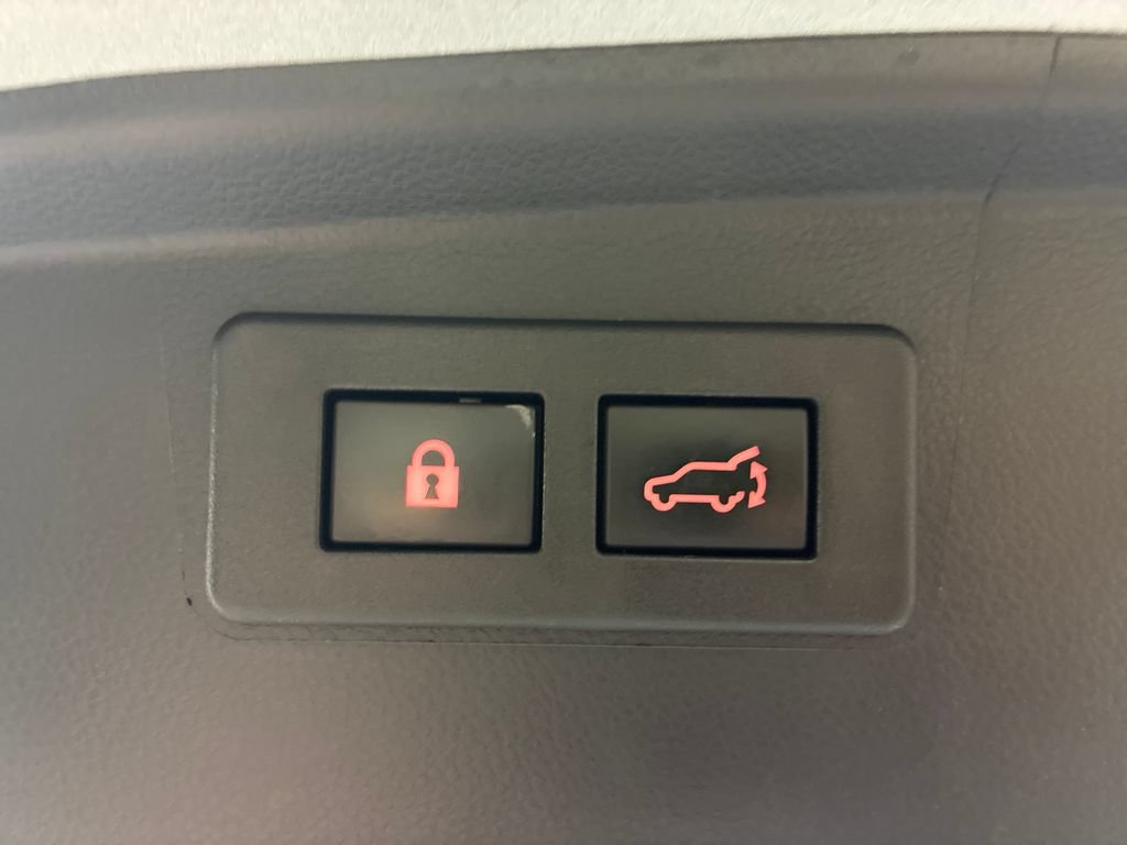 Used 2023 Subaru Outback Limited AWD/4WD image 14