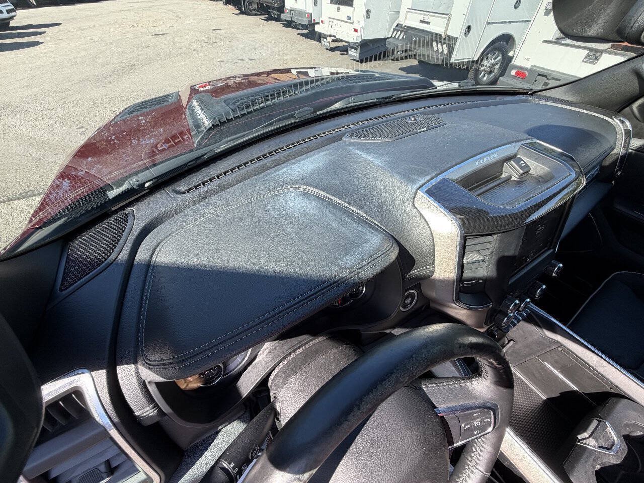 Used 2019 RAM 1500 Laramie w/ Sport Appearance Package AWD/4WD image 34
