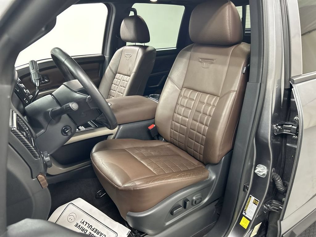 Used 2023 Nissan Titan Platinum Reserve w/ Moonroof Package AWD/4WD image 9