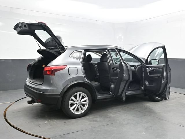 Used 2017 Nissan Rogue Sport SV w/ SV All-Weather Package AWD/4WD image 57