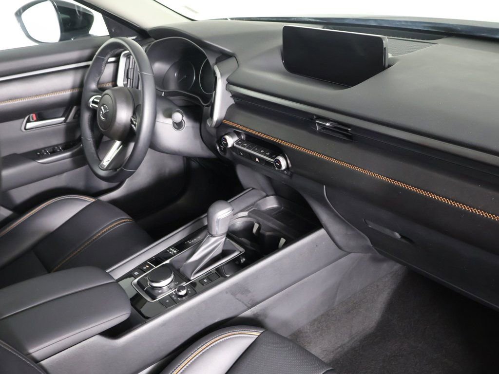 Used 2025 MAZDA CX-50 AWD 2.5 Hybrid w/ Premium Pkg image 29