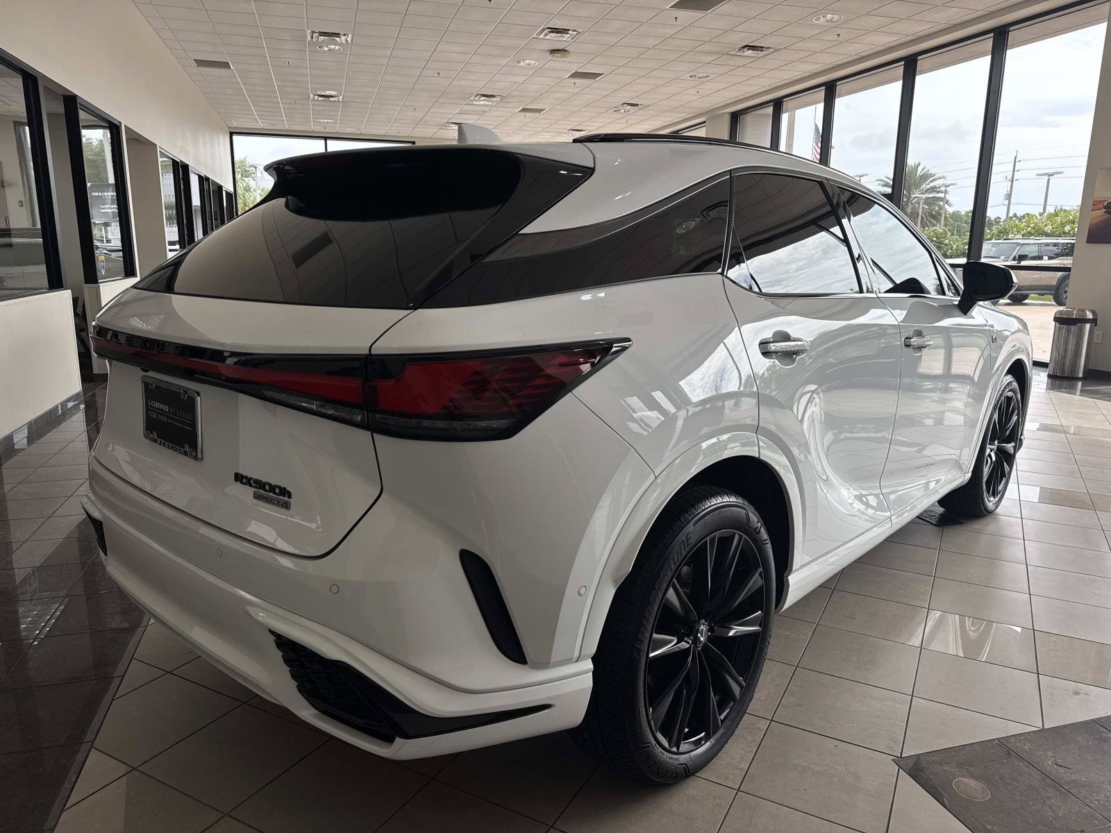 Certified 2025 Lexus RX 500h F Sport w/ Convenience Package AWD/4WD image 3