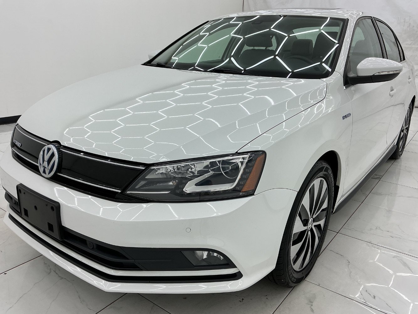 Used 2016 Volkswagen Jetta SEL Premium FWD image 1