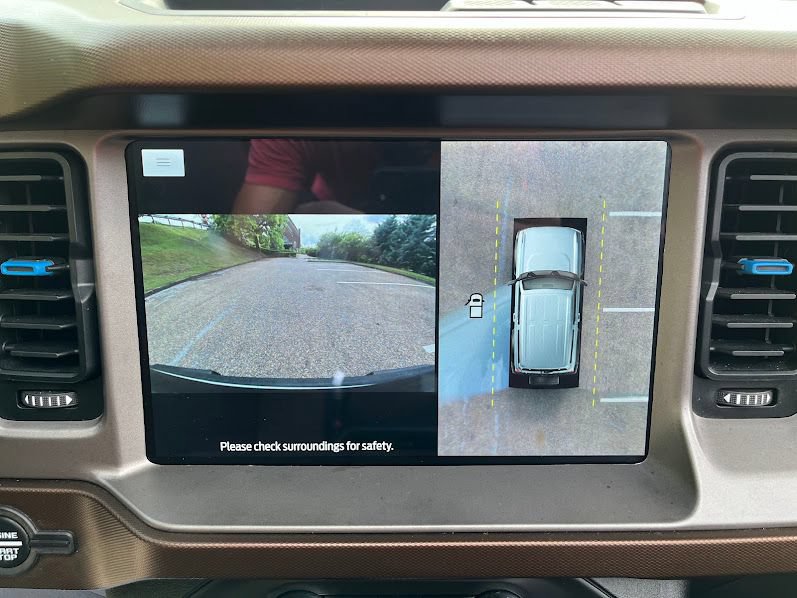 Used 2022 Ford Bronco Outer Banks AWD/4WD image 18