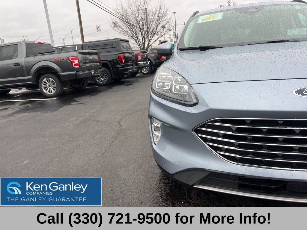 Used 2022 Ford Escape Titanium w/ Titanium Elite Package image 17