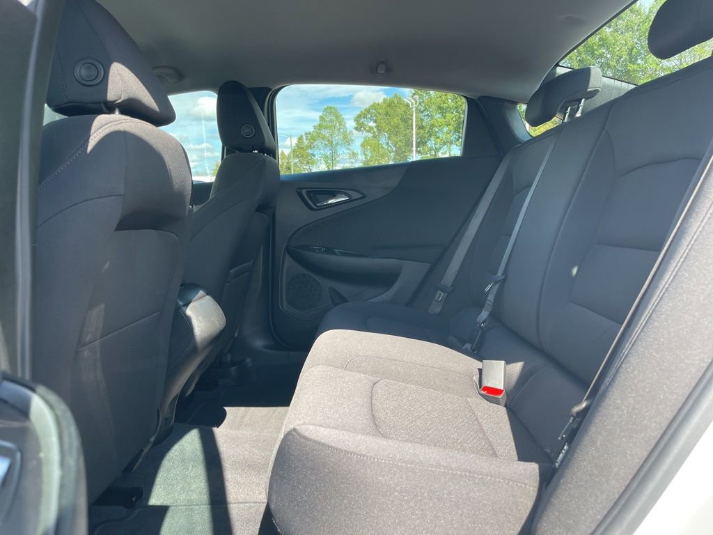 Used 2023 Chevrolet Malibu LS image 10