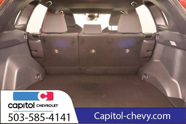 Used 2021 Toyota RAV4 SE w/ Weather & Moonroof Package AWD/4WD image 30