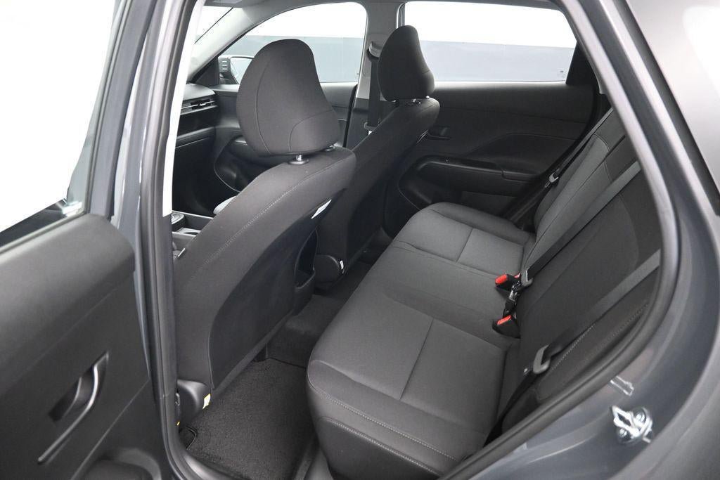 New 2027 Hyundai Kona SE FWD image 10