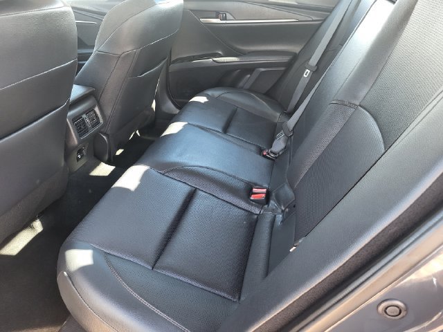 Used 2025 Toyota Camry XLE w/ Premium Package AWD/4WD image 22