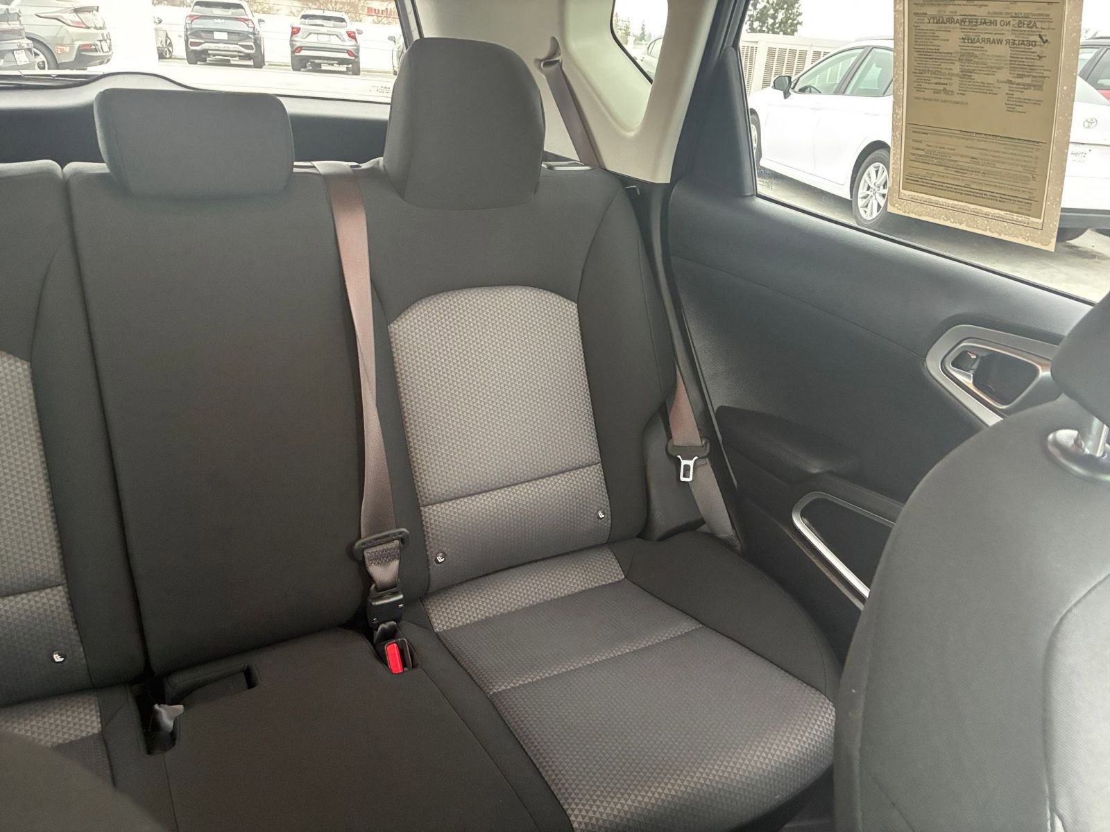 Used 2025 Kia Soul LX w/ LX Technology Package image 35