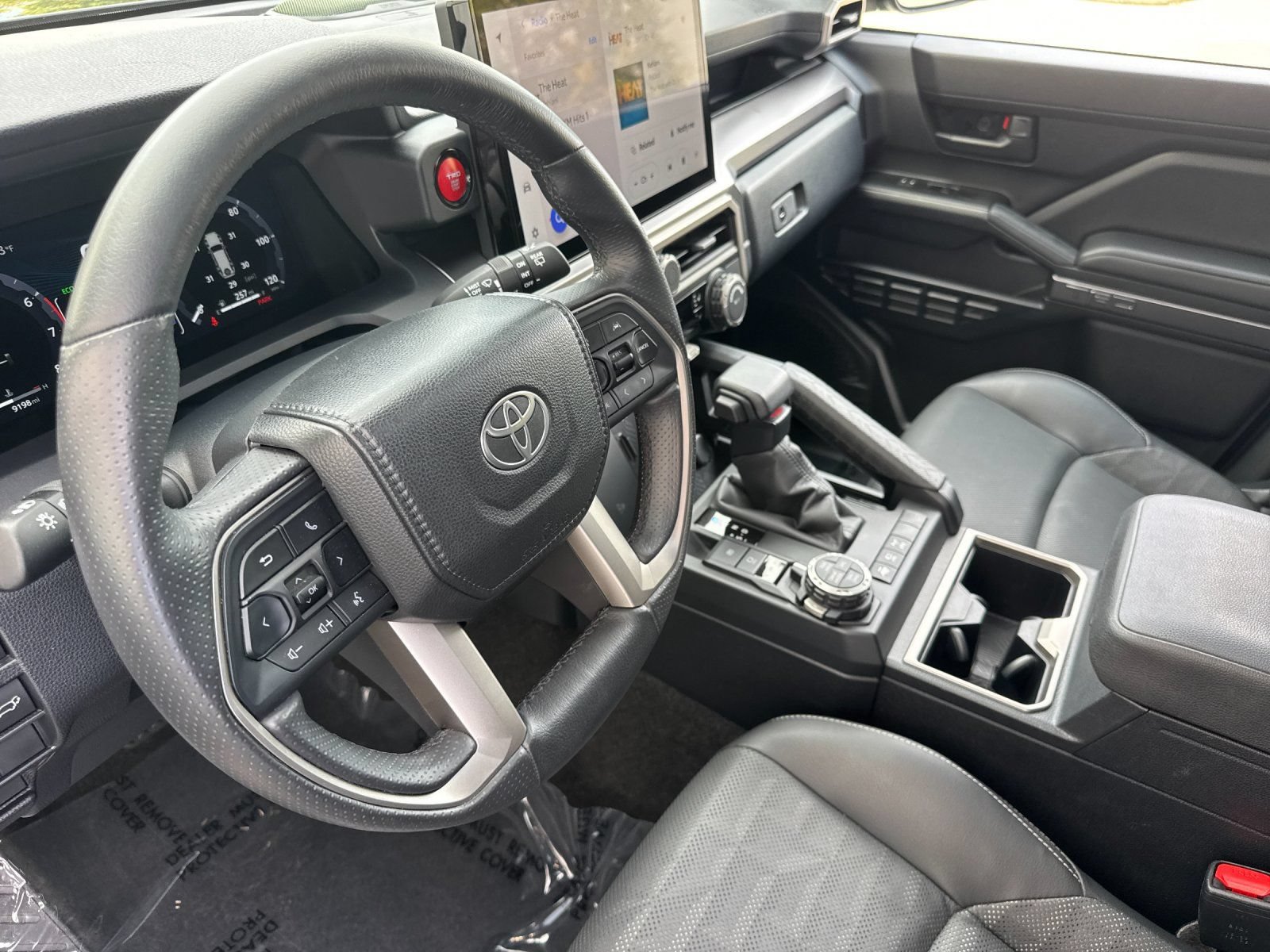 Used 2025 Toyota 4Runner TRD Off-Road Premium w/ Tow Technology Package AWD/4WD image 10