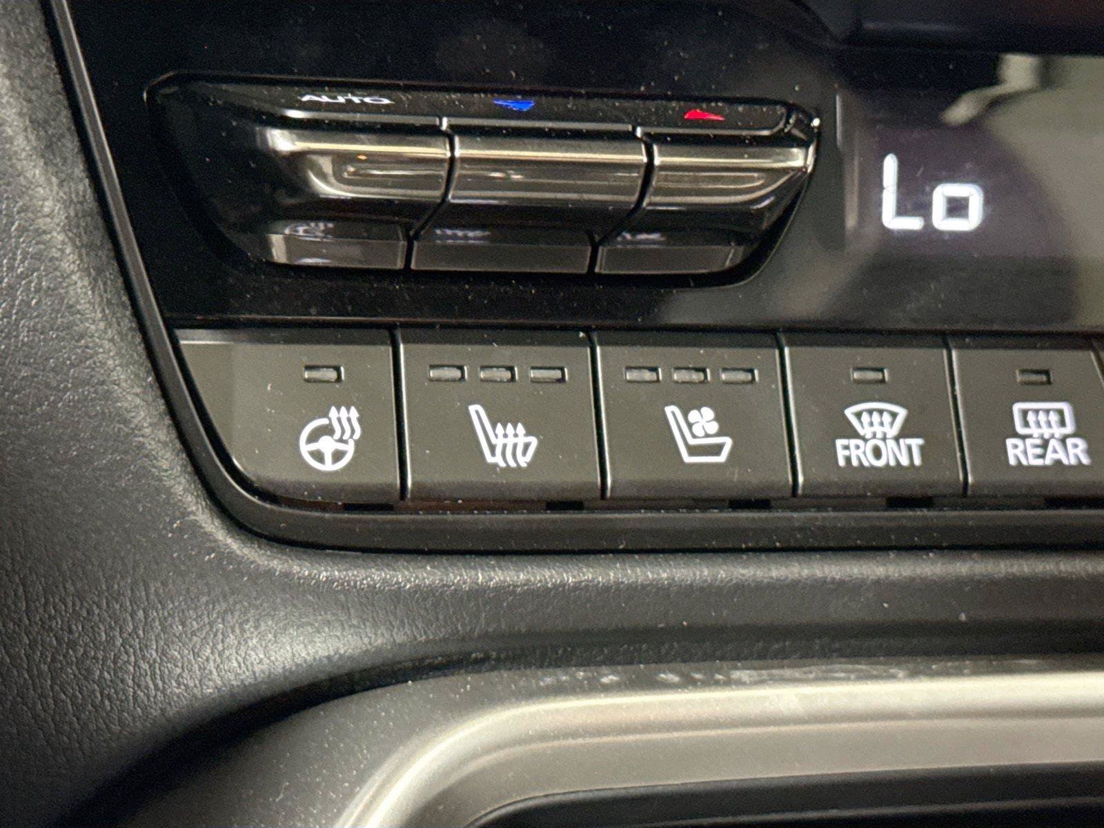 Used 2025 MAZDA CX-70 Plug-In Hybrid w/ Premium Plus AWD/4WD image 8