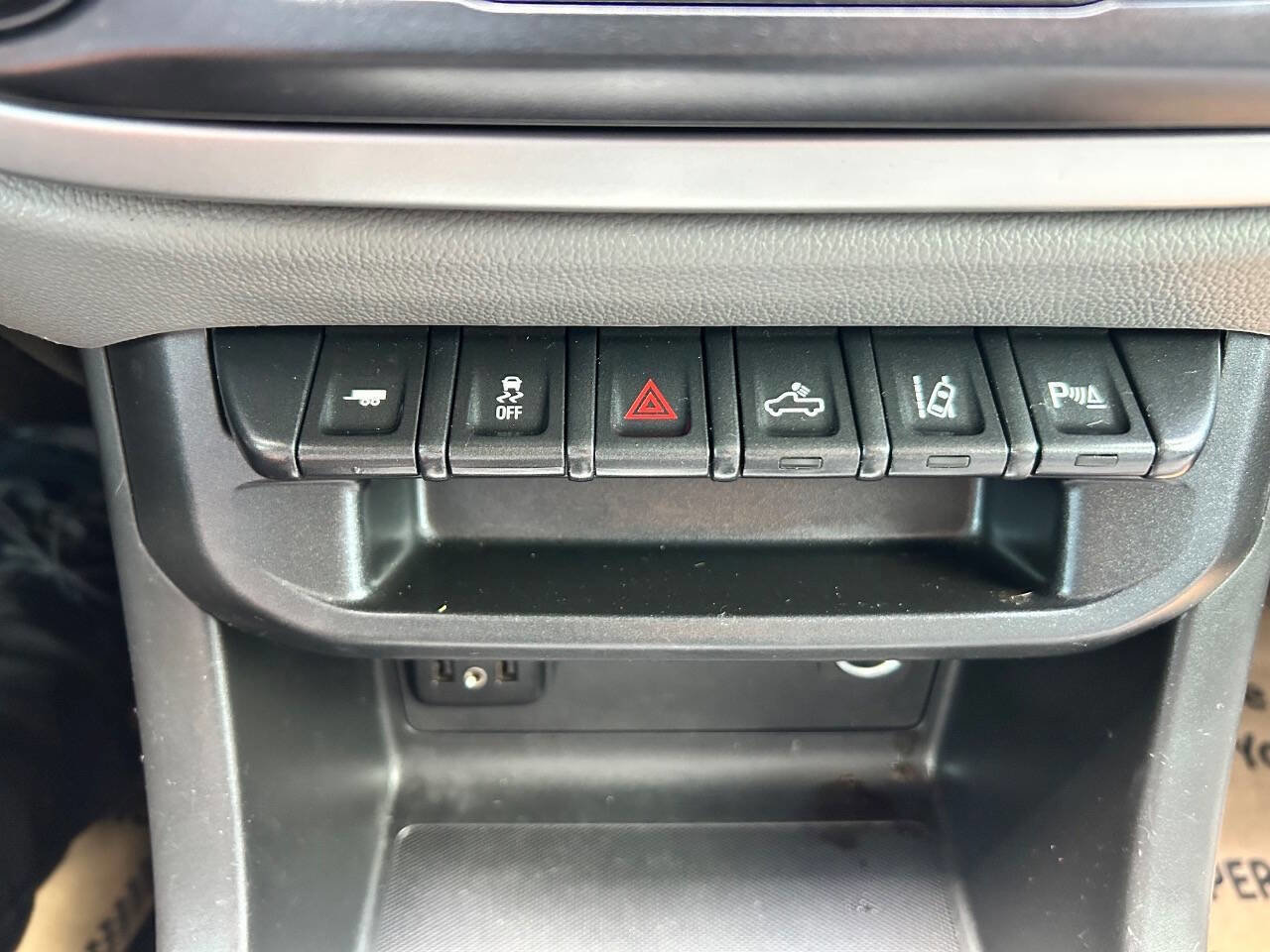 Used 2020 Chevrolet Colorado LT w/ Safety Package AWD/4WD image 25