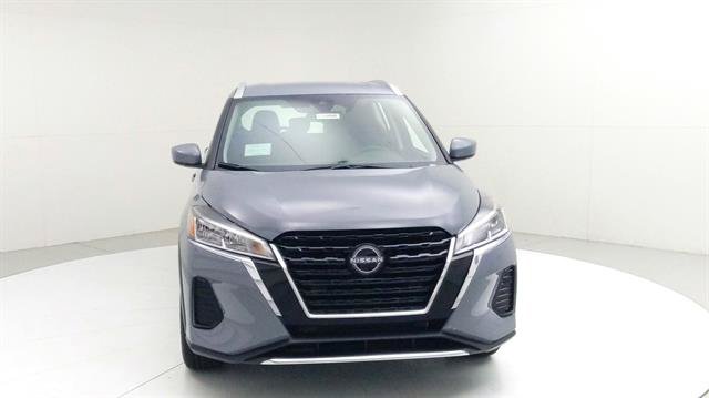 Certified 2023 Nissan Kicks SV FWD image 2