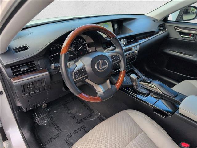 Used 2018 Lexus ES 350 w/ Navigation System Package FWD image 10