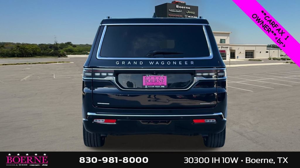 Used 2023 Jeep Grand Wagoneer L Series II w/ Premium Group II AWD/4WD image 4