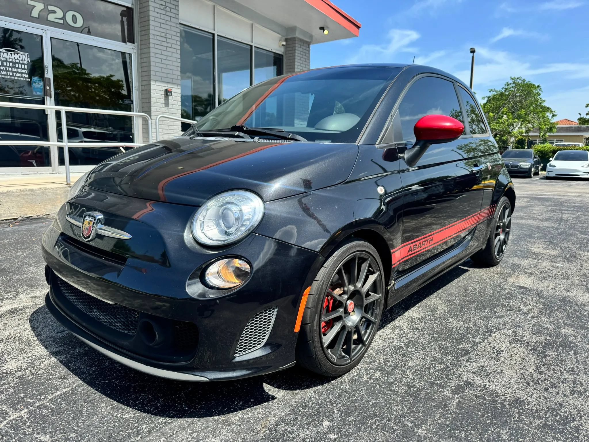 Used 2012 FIAT 500 Abarth w/ Safety & Convenience Pkg FWD image 1