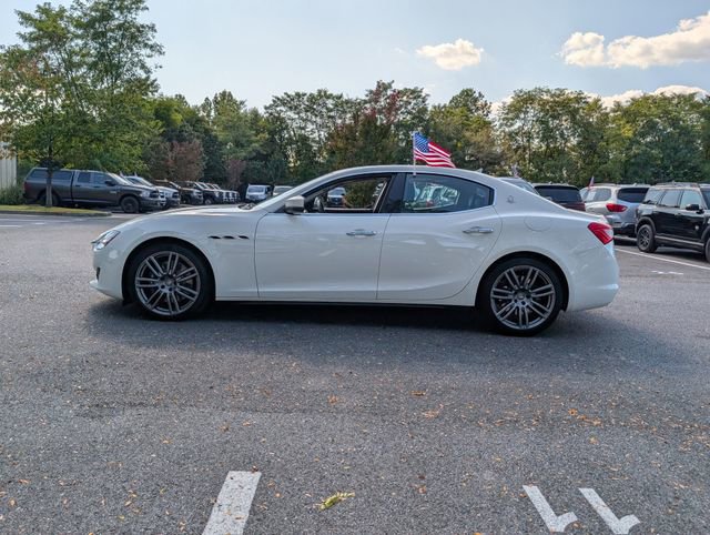 Used 2018 Maserati Ghibli S Q4 AWD/4WD image 2