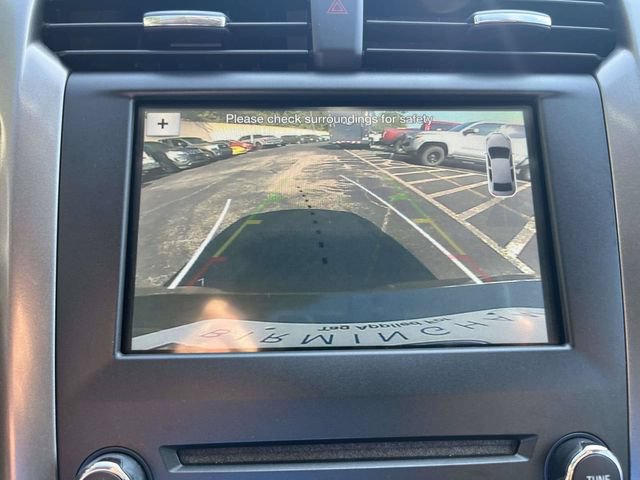 Used 2018 Ford Fusion SE w/ Fusion SE Technology Package FWD image 29