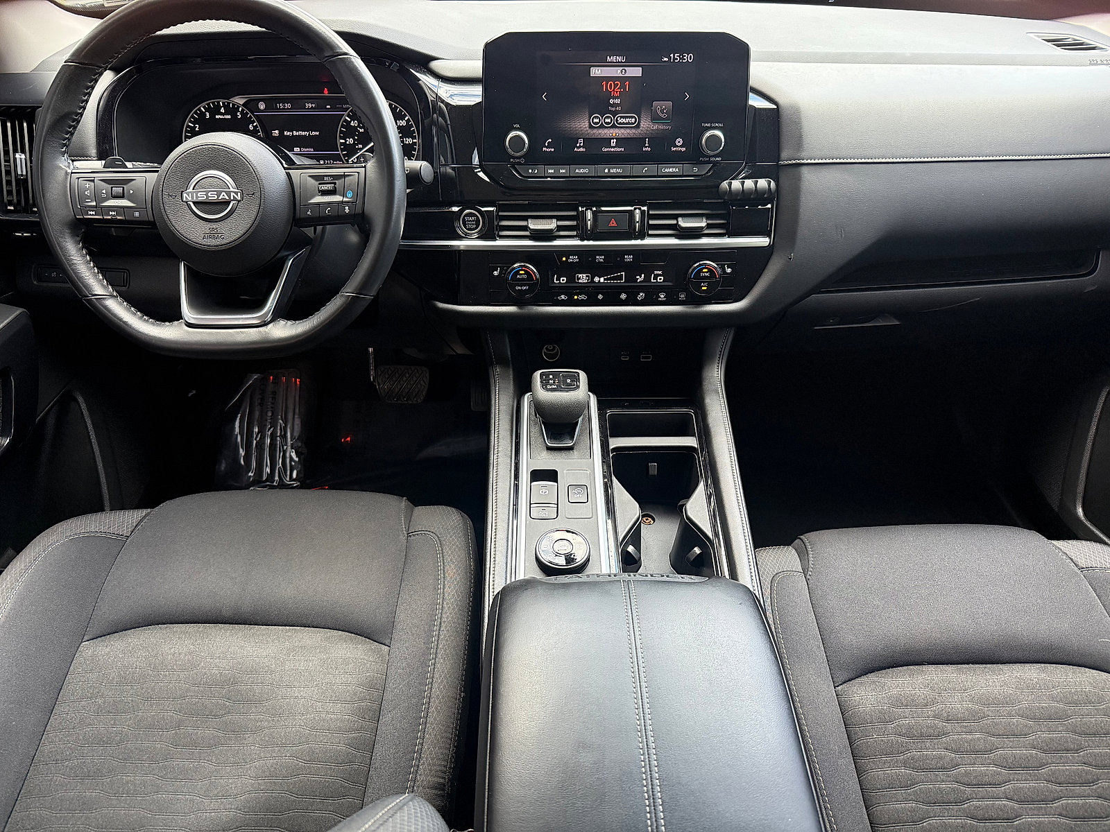 Used 2023 Nissan Pathfinder SV AWD/4WD image 12