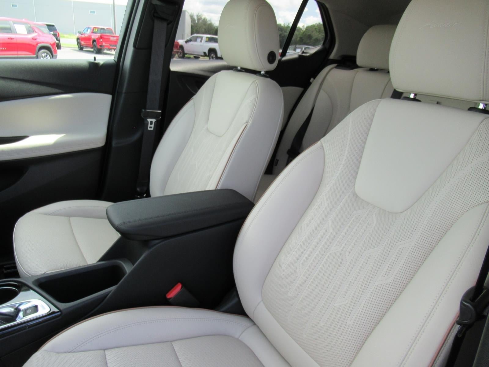 New 2026 Buick Encore GX Avenir w/ Avenir Technology Package FWD image 20