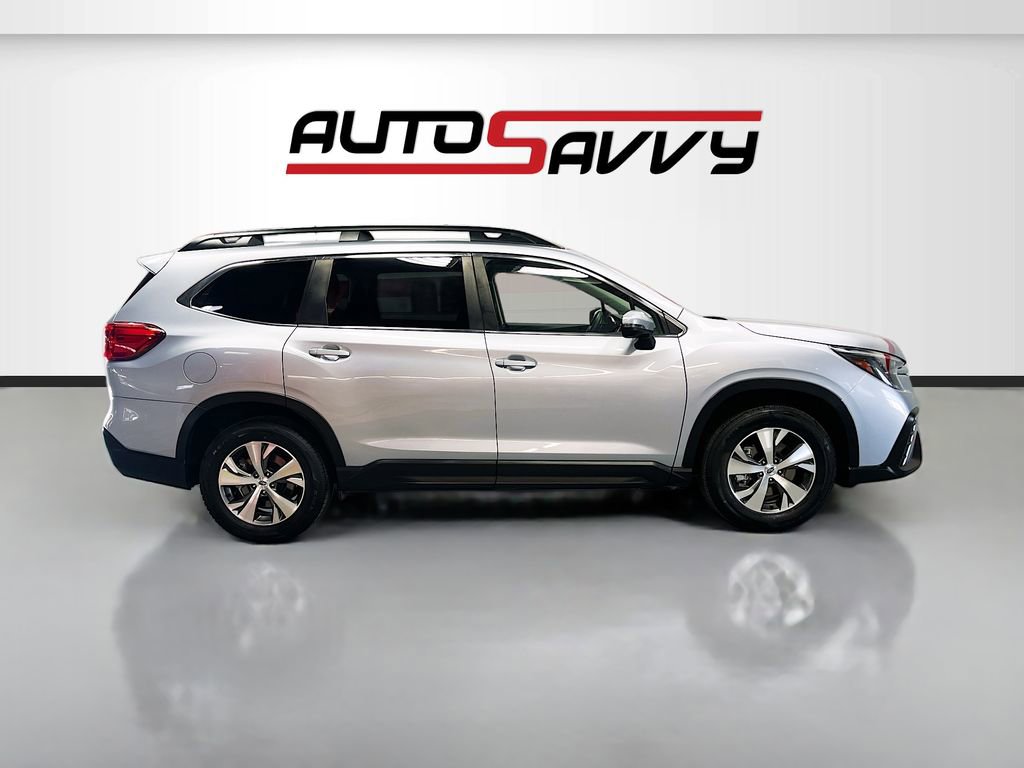 Used 2023 Subaru Ascent Premium w/ Convenience Package image 8
