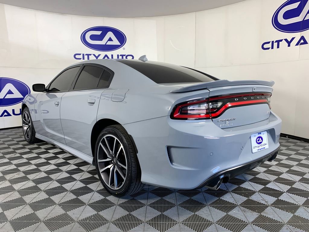 Used 2022 Dodge Charger R/T w/ Plus Group RWD image 5