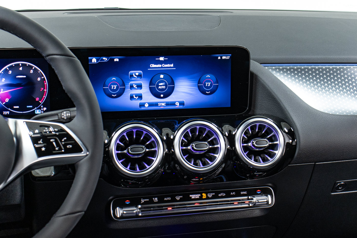 New 2025 Mercedes-Benz GLA 250 4MATIC image 20