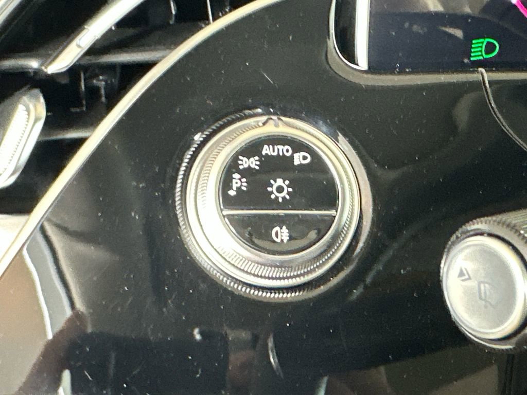 Certified 2025 Mercedes-Benz E 350 Sedan image 34