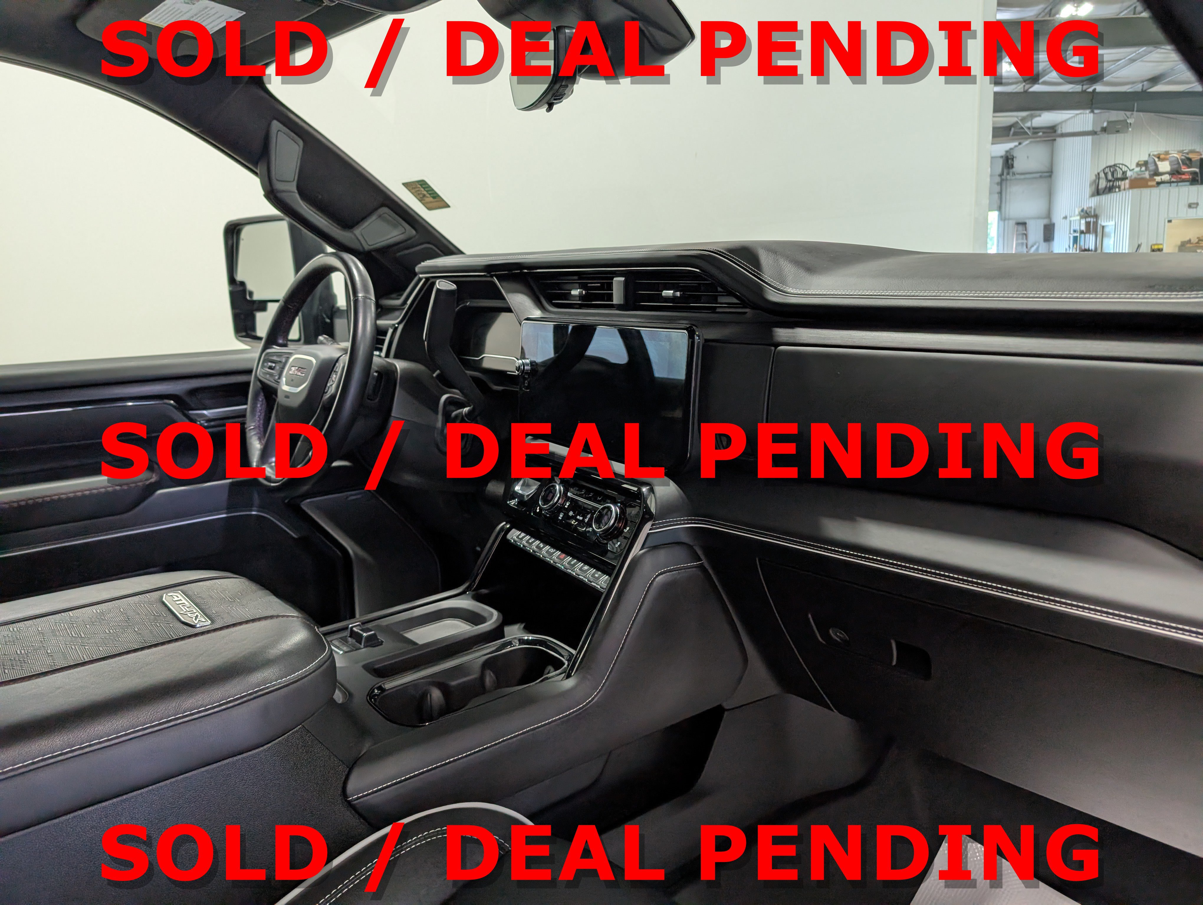 Used 2025 GMC Sierra 2500 AT4X w/ AT4X AEV Edition AWD/4WD image 20