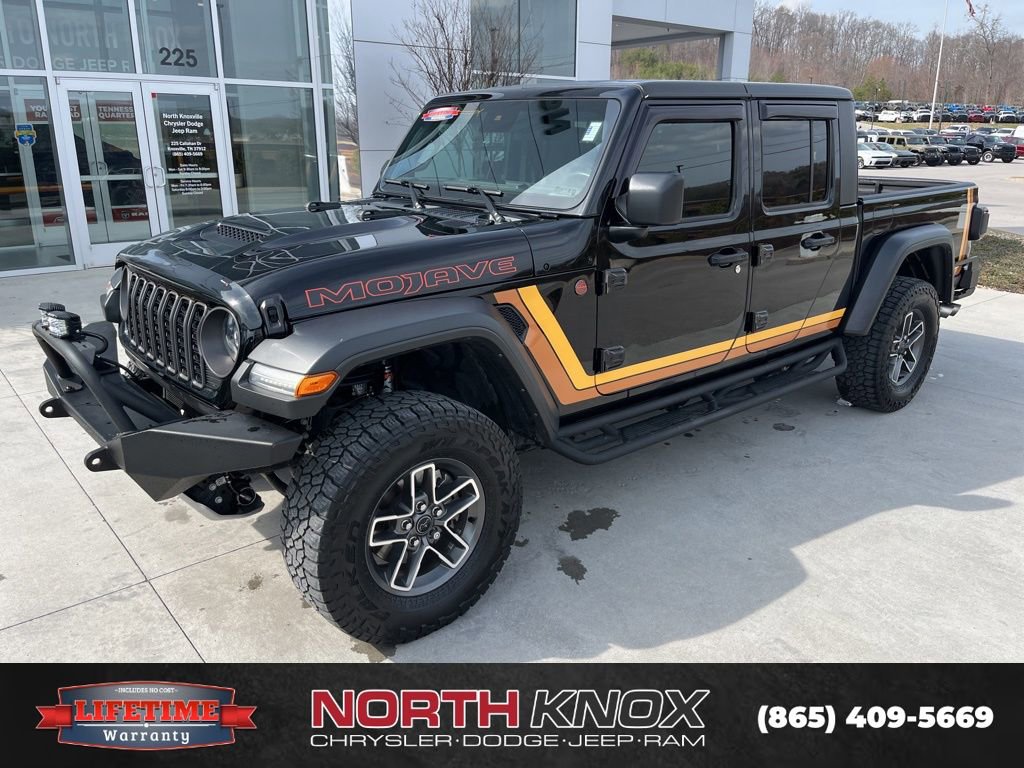 Used 2024 Jeep Gladiator Mojave w/ Convenience Group image 1