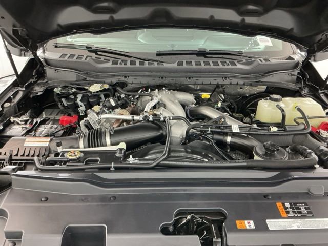 Certified 2025 Ford F350 Lariat w/ FX4 Off-Road Package image 33