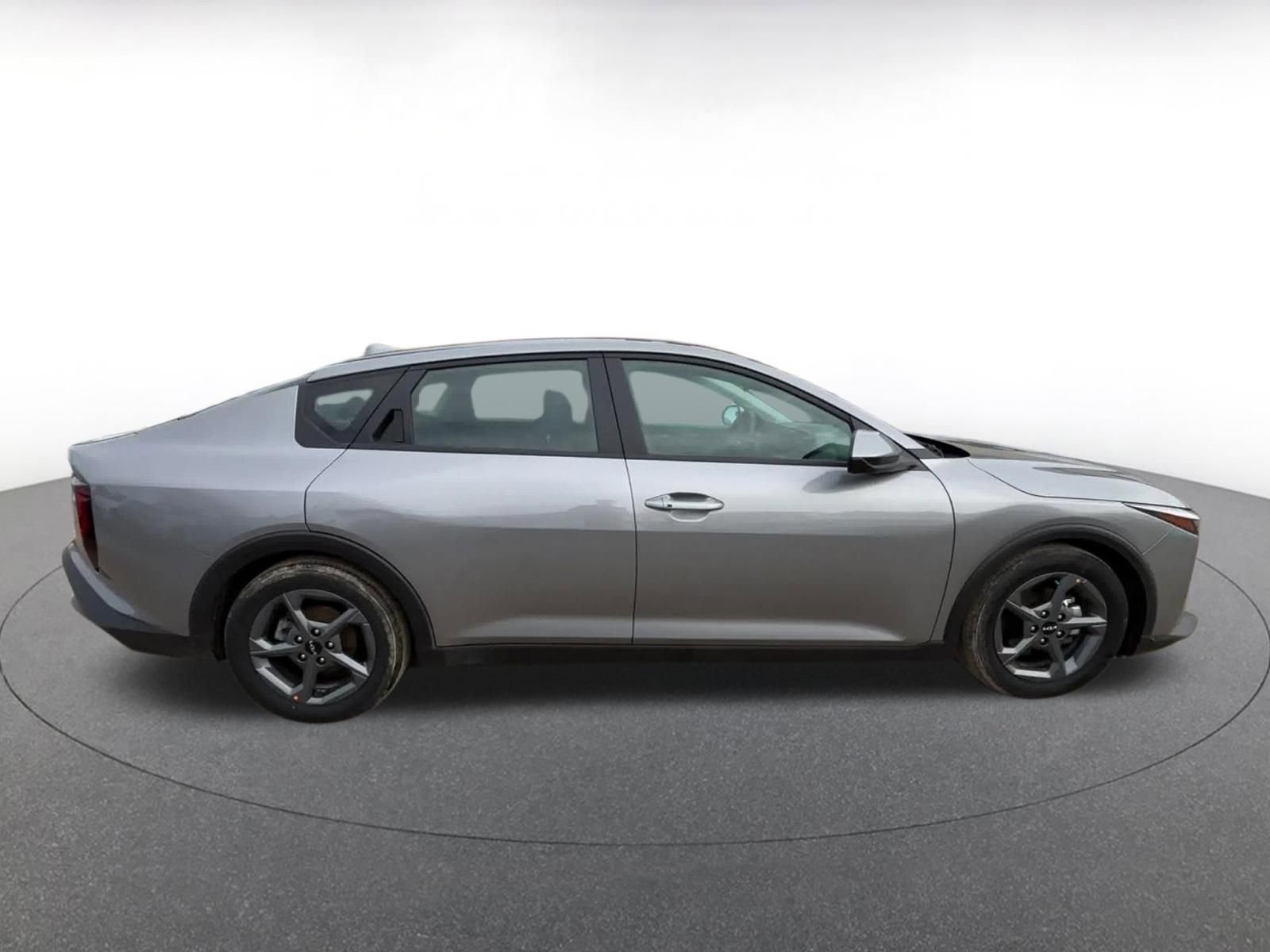 Used 2025 Kia K4 FWD image 16