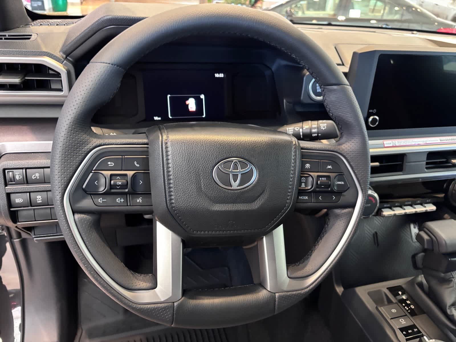 New 2026 Toyota 4Runner SR5 AWD/4WD image 15