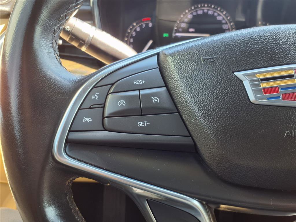 Used 2019 Cadillac XT5 FWD image 18