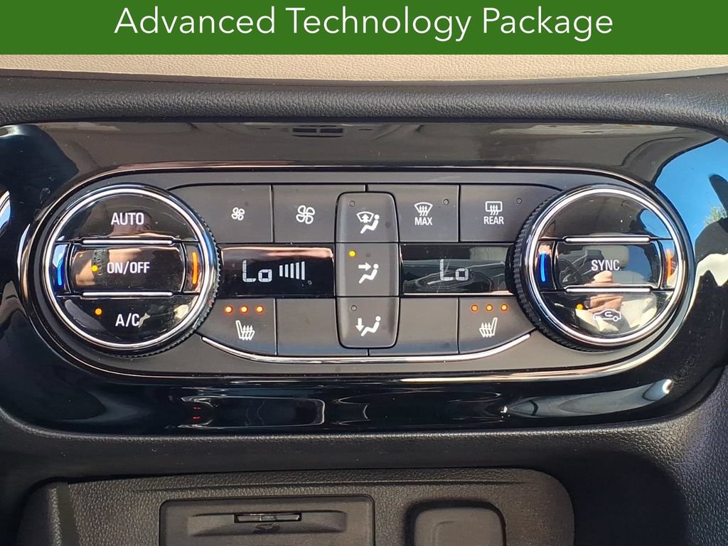 Certified 2020 Buick Encore GX Essence w/ Experience Buick Package AWD/4WD image 22