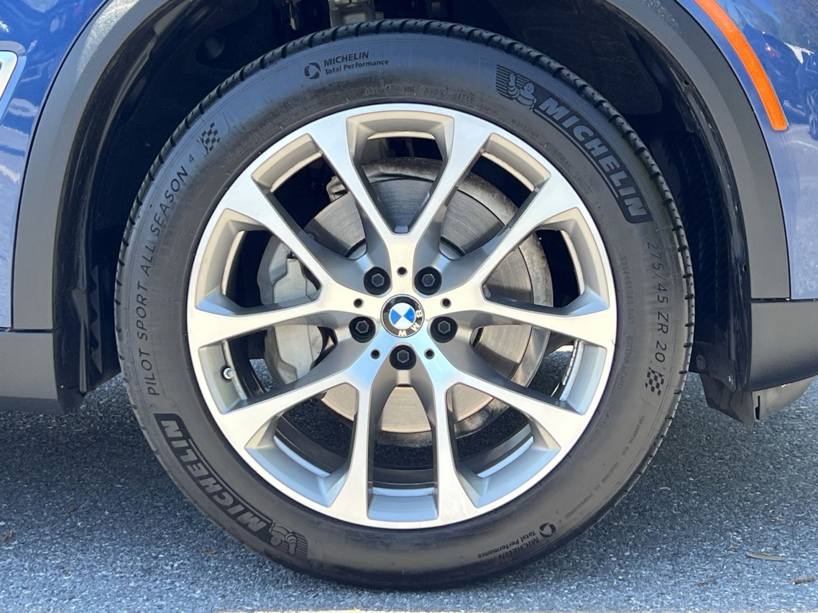 Used 2020 BMW X5 xDrive40i w/ Premium Package AWD/4WD image 16