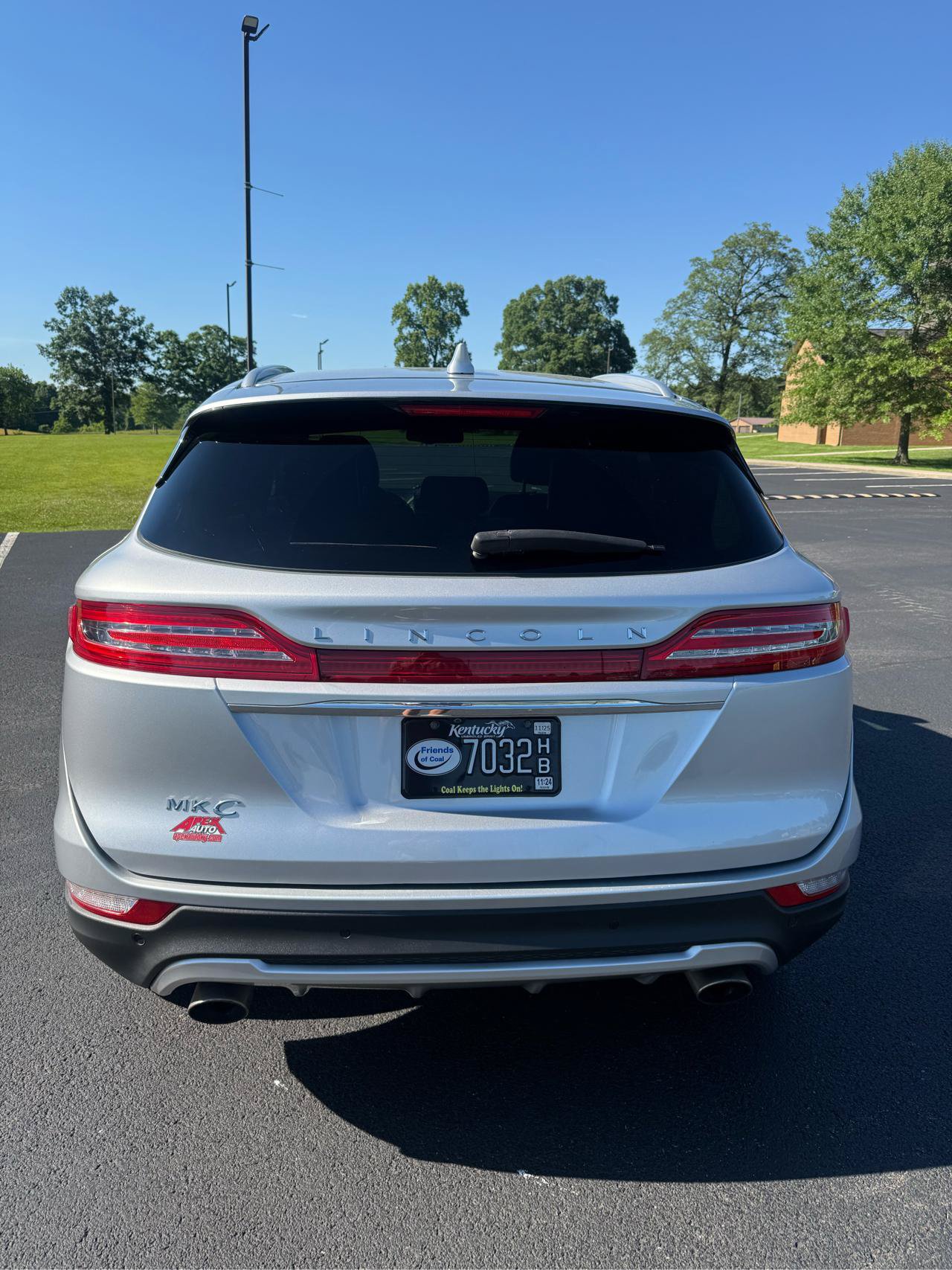 Used 2019 Lincoln MKC Select w/ Select Plus Package AWD/4WD image 8