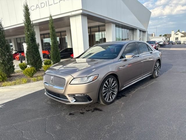 Used 2018 Lincoln Continental Select w/ Continental Climate Package FWD image 4
