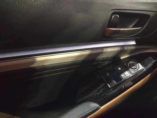 Used 2015 Lexus RC 350 w/ Navigation System Package RWD image 21
