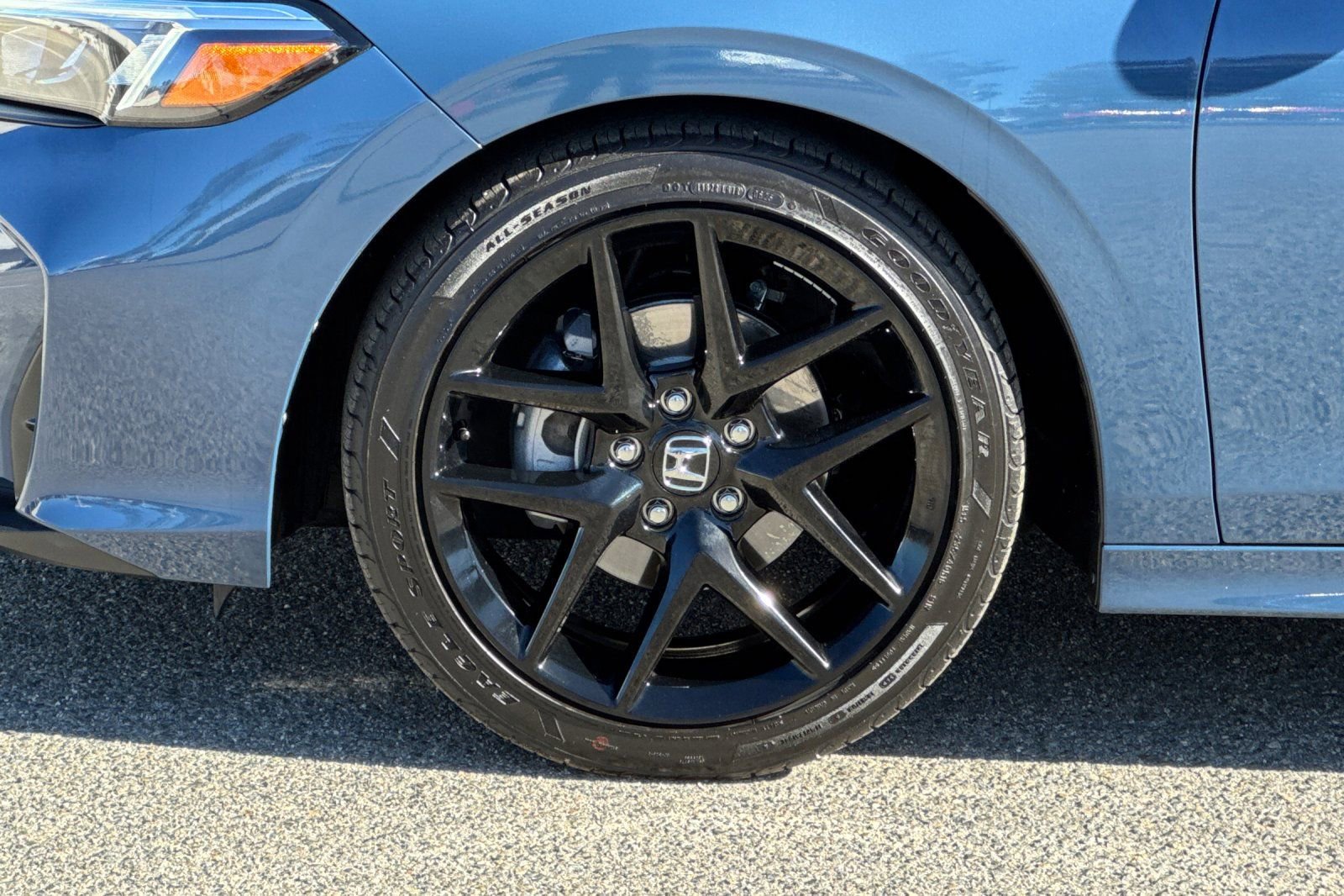 Used 2025 Honda Civic Sport image 23