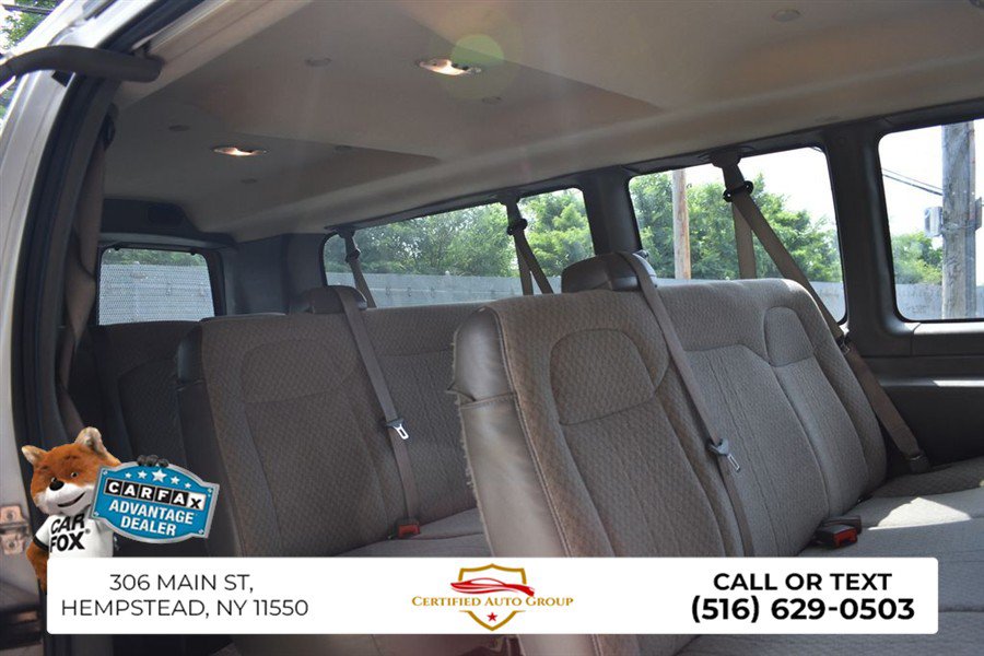 Used 2023 Chevrolet Express 3500 LT RWD image 22
