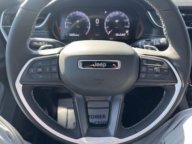 New 2025 Jeep Grand Cherokee L Altitude image 19