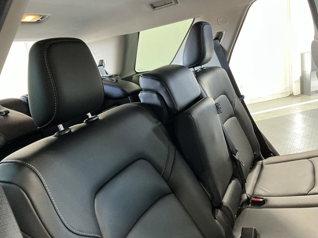Used 2023 Nissan Pathfinder SL w/ Lighting Package (N92) image 26