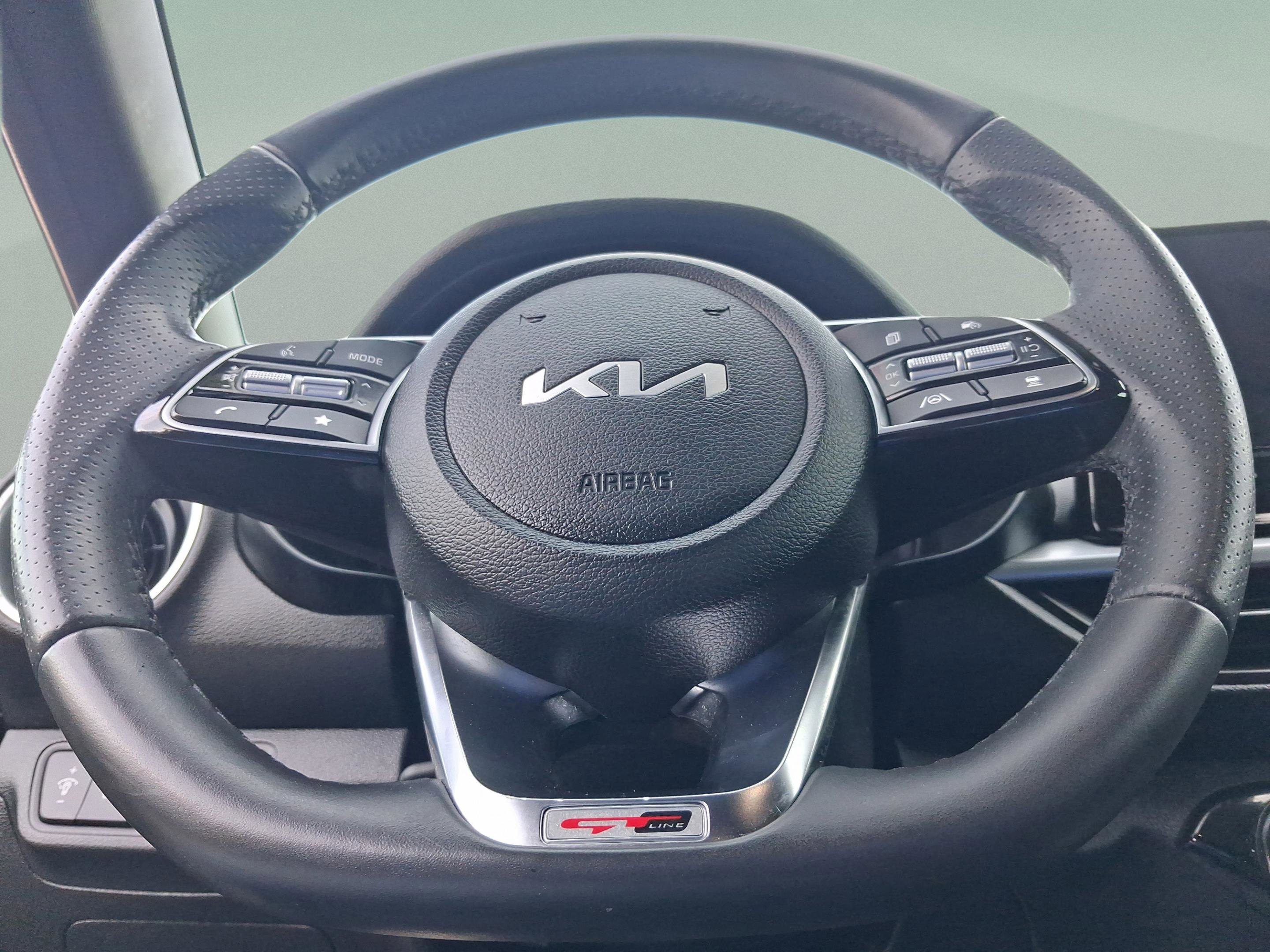 Used 2024 Kia Forte GT-Line w/ GT-Line Premium Package FWD image 10