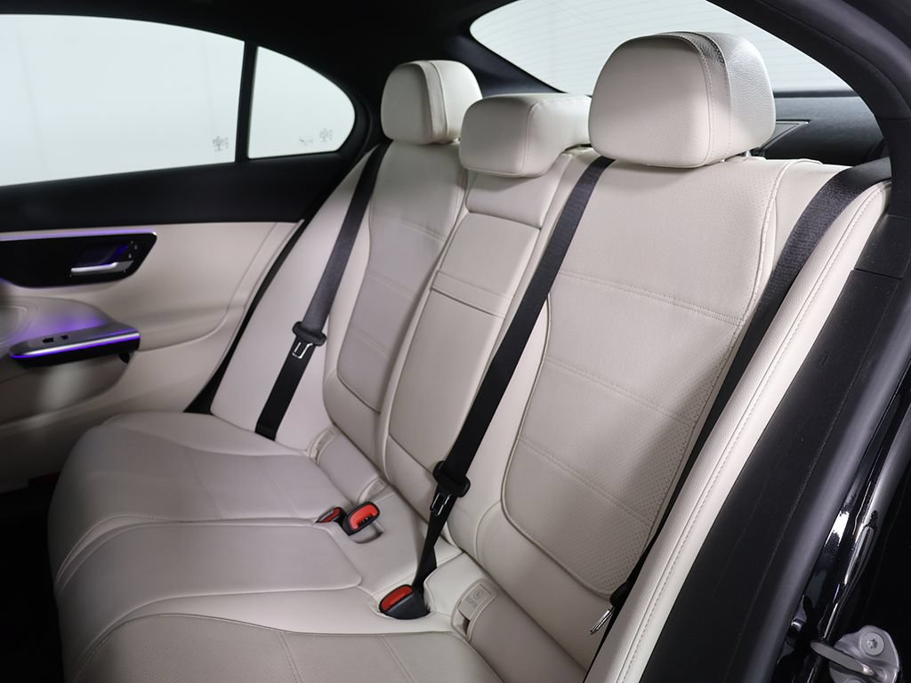 Used 2023 Mercedes-Benz C 300 4MATIC Sedan w/ Exclusive Trim Package image 30