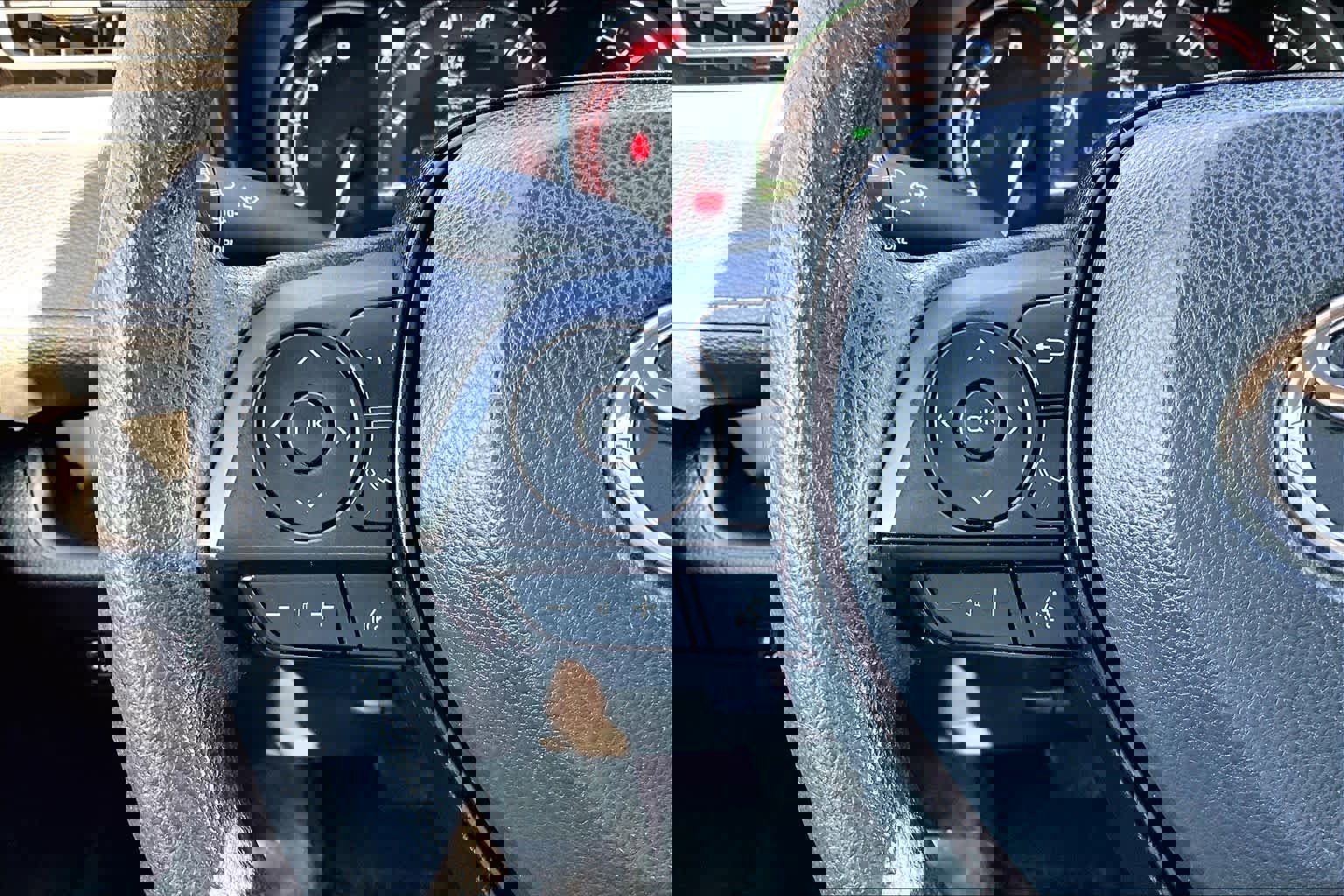 Used 2023 Toyota RAV4 LE image 23