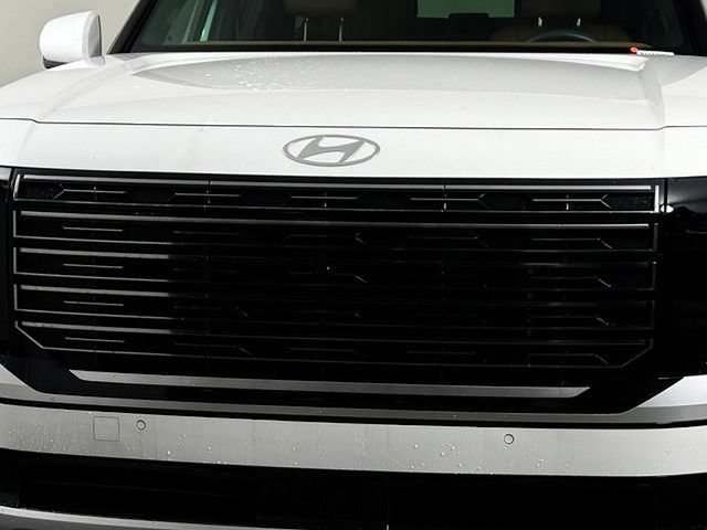 Used 2026 Hyundai Palisade Calligraphy AWD/4WD image 12