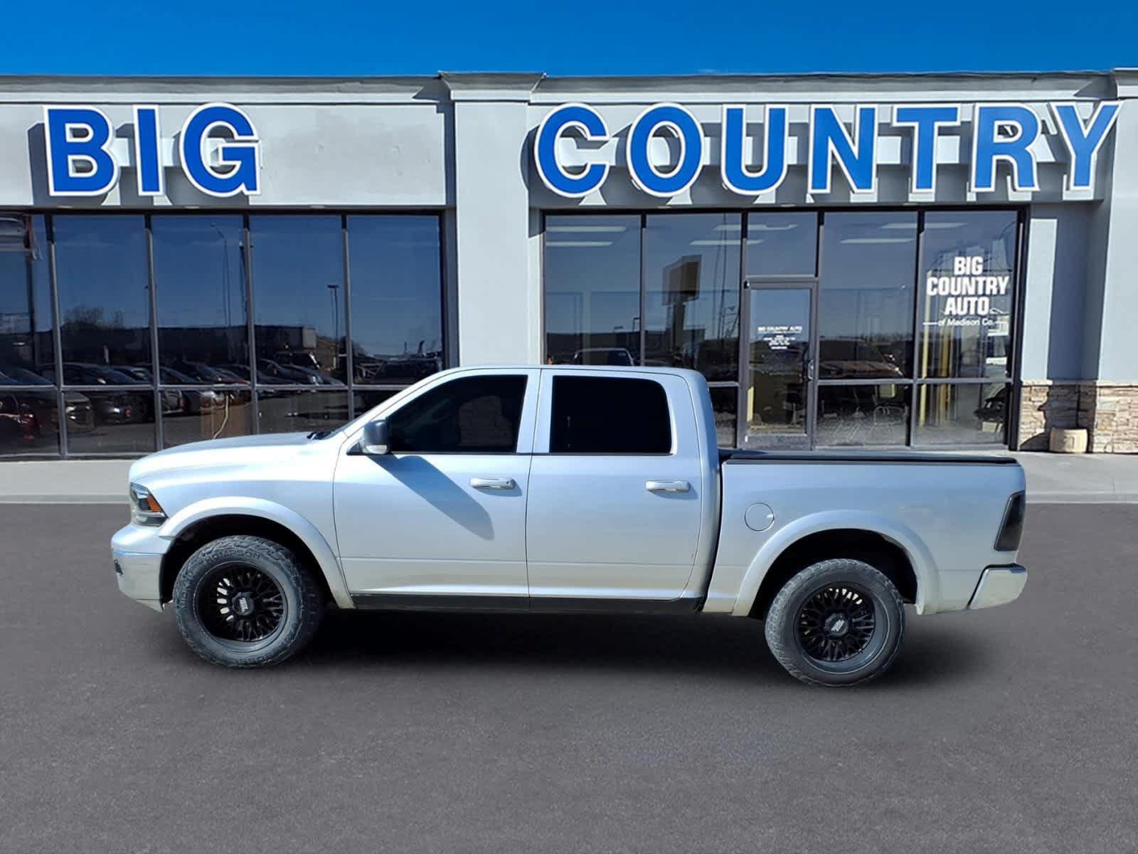 Used 2010 Dodge Ram 1500 Truck Laramie AWD/4WD image 8